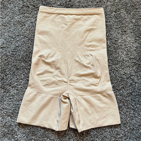 Jockey Nude/Tan Spandex Spanx - Picture 3 of 6